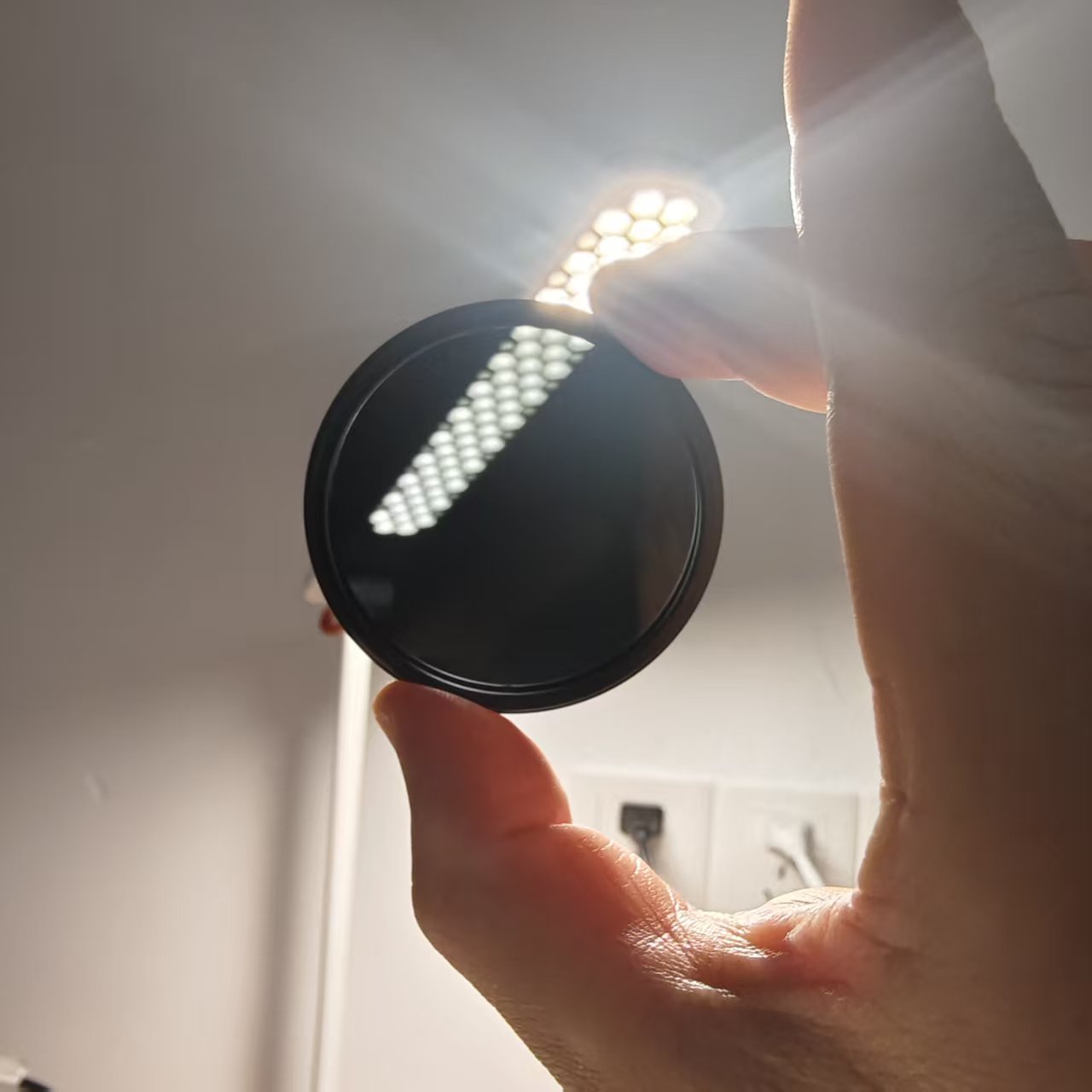 Photography Lighting Types - 52mm Frame Lens Reduce Visible Lights